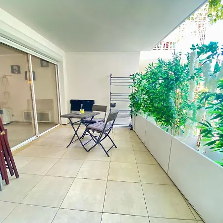 Apartment Maria By Scls Locations Cannes