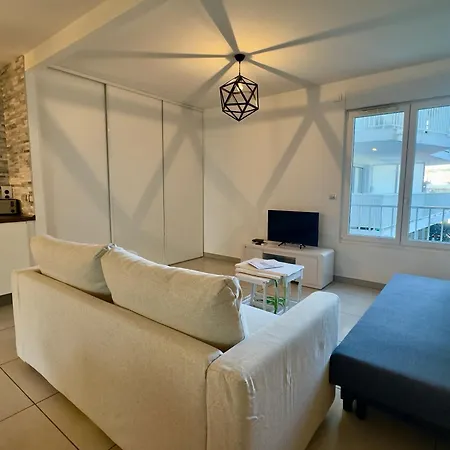 Maria By Scls Locations * 칸느